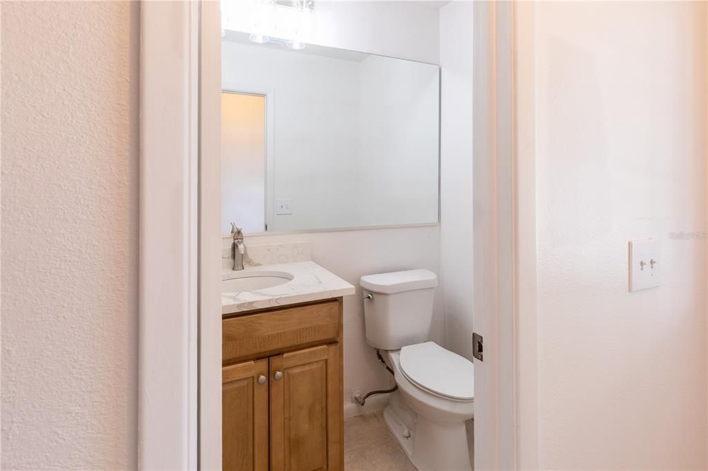 На продажу: $325,000 (3 спален, 2 ванн, 1398 Квадратных фут)