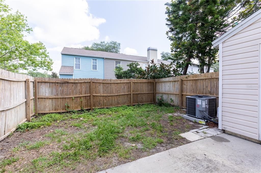 На продажу: $325,000 (3 спален, 2 ванн, 1398 Квадратных фут)