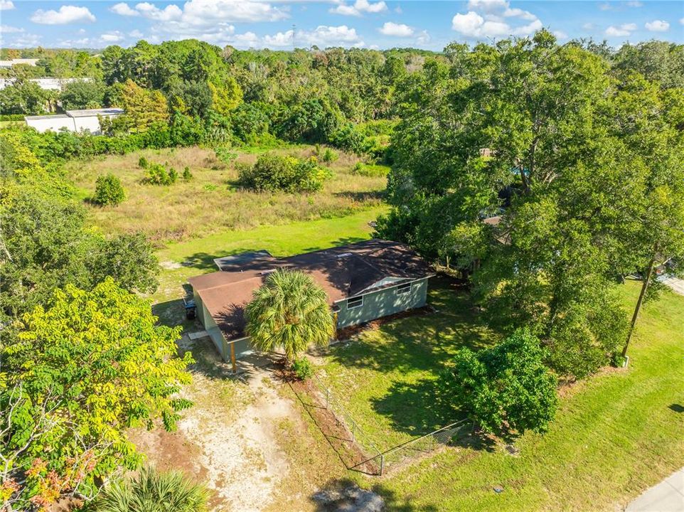 合同活跃: $285,000 (3 贝兹, 2 浴室, 1087 平方英尺)