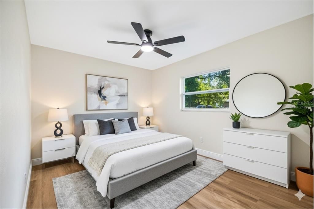 合同活跃: $285,000 (3 贝兹, 2 浴室, 1087 平方英尺)