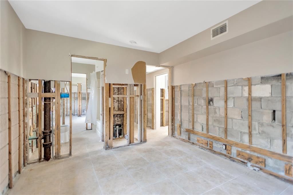 For Sale: $445,000 (4 beds, 2 baths, 2427 Square Feet)