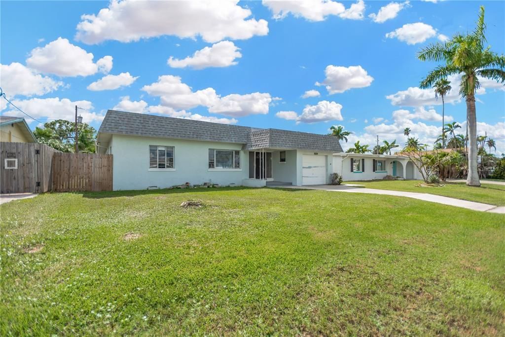 For Sale: $445,000 (4 beds, 2 baths, 2427 Square Feet)