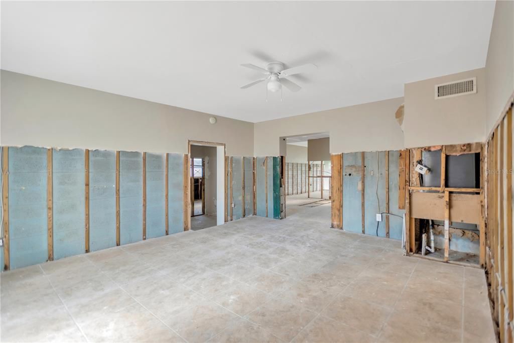 For Sale: $445,000 (4 beds, 2 baths, 2427 Square Feet)