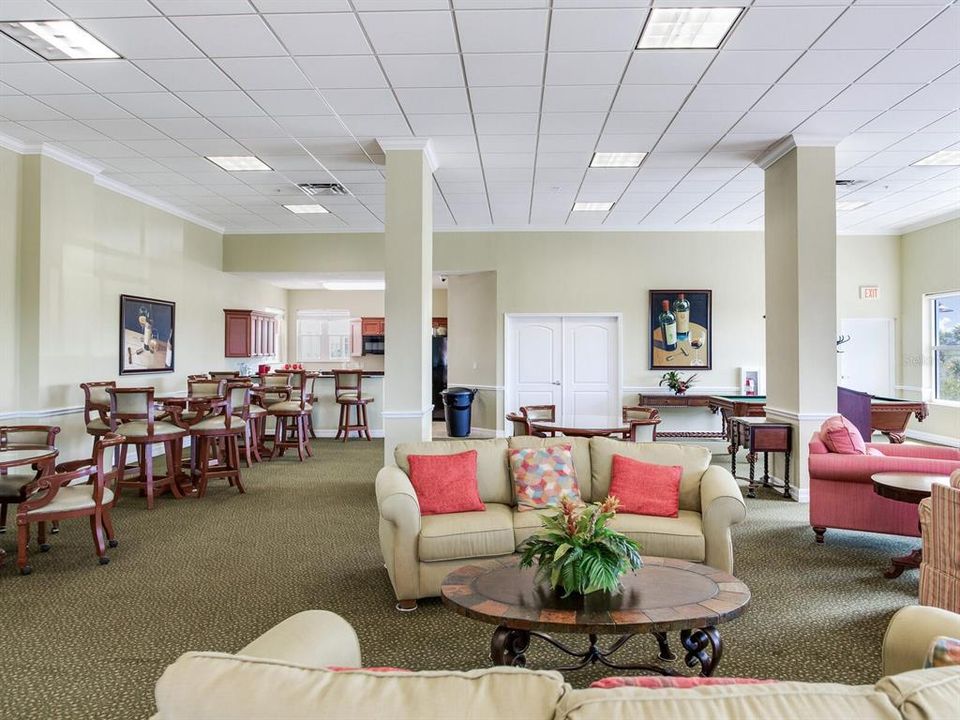 待售: $329,900 (2 贝兹, 2 浴室, 1283 平方英尺)