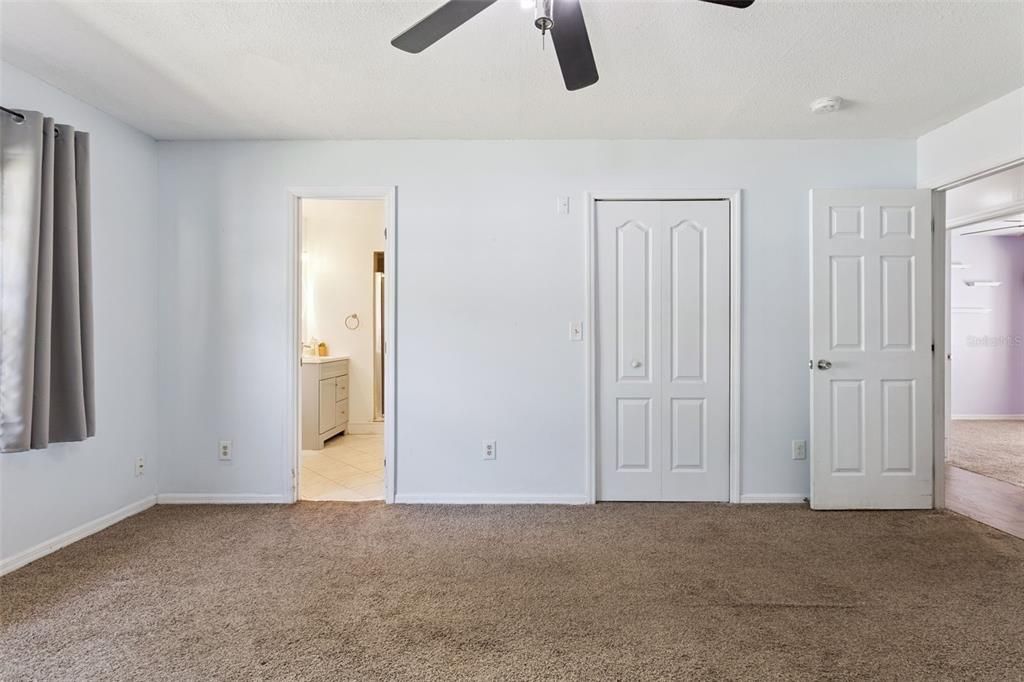 Active With Contract: $329,900 (3 beds, 2 baths, 2036 Square Feet)