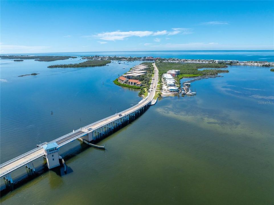 En Venta: $475,000 (2 camas, 2 baños, 1070 Pies cuadrados)