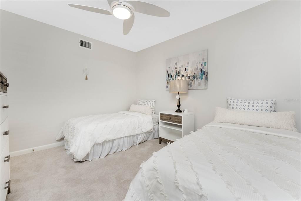 En Venta: $475,000 (2 camas, 2 baños, 1070 Pies cuadrados)