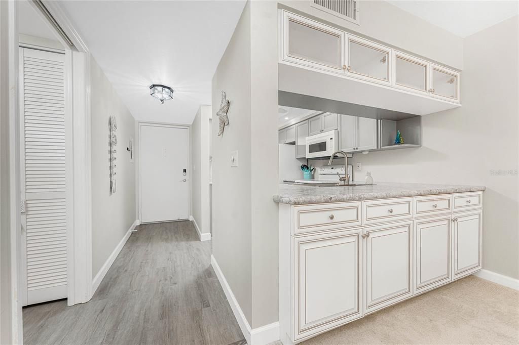 En Venta: $475,000 (2 camas, 2 baños, 1070 Pies cuadrados)