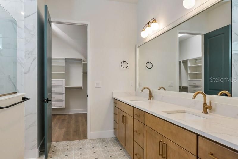 For Sale: $1,399,990 (5 beds, 4 baths, 3463 Square Feet)