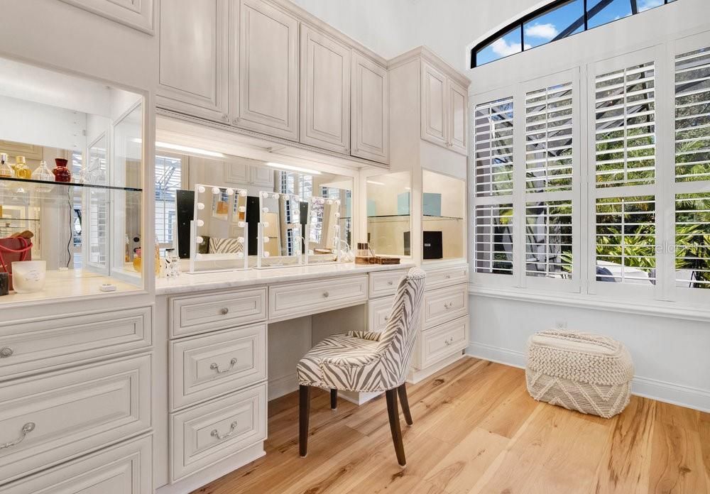 На продажу: $2,450,000 (5 спален, 4 ванн, 5291 Квадратных фут)