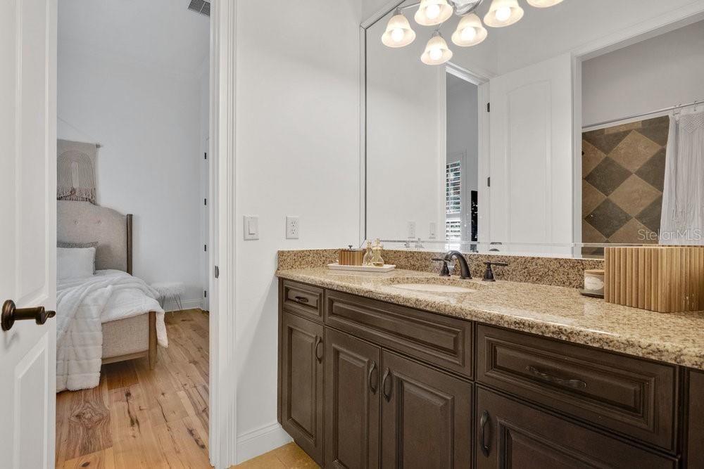 На продажу: $2,450,000 (5 спален, 4 ванн, 5291 Квадратных фут)