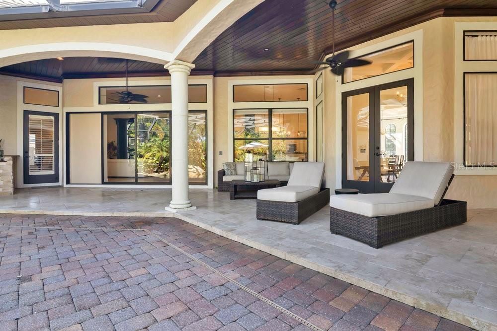 На продажу: $2,450,000 (5 спален, 4 ванн, 5291 Квадратных фут)