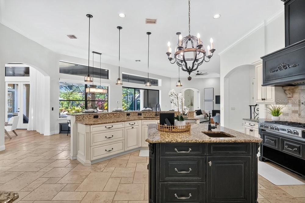 На продажу: $2,450,000 (5 спален, 4 ванн, 5291 Квадратных фут)