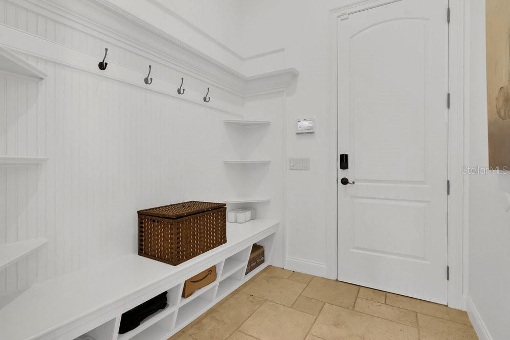 На продажу: $2,450,000 (5 спален, 4 ванн, 5291 Квадратных фут)