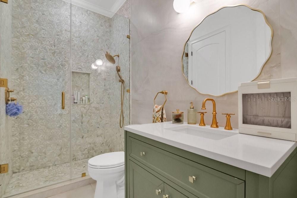 На продажу: $2,450,000 (5 спален, 4 ванн, 5291 Квадратных фут)