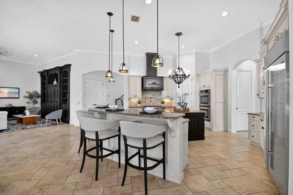 На продажу: $2,450,000 (5 спален, 4 ванн, 5291 Квадратных фут)