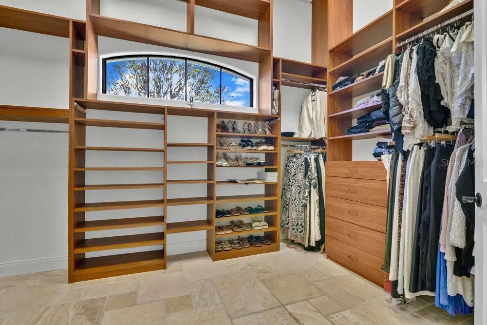 На продажу: $2,450,000 (5 спален, 4 ванн, 5291 Квадратных фут)