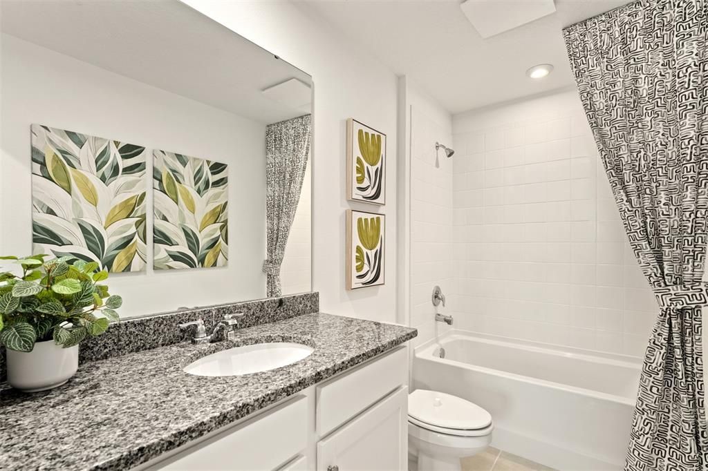 En Venta: $305,990 (3 camas, 2 baños, 1678 Pies cuadrados)