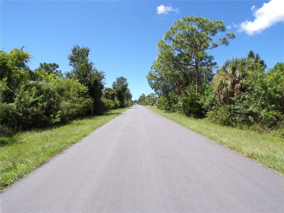 Activo con contrato: $21,900 (0.23 acres)