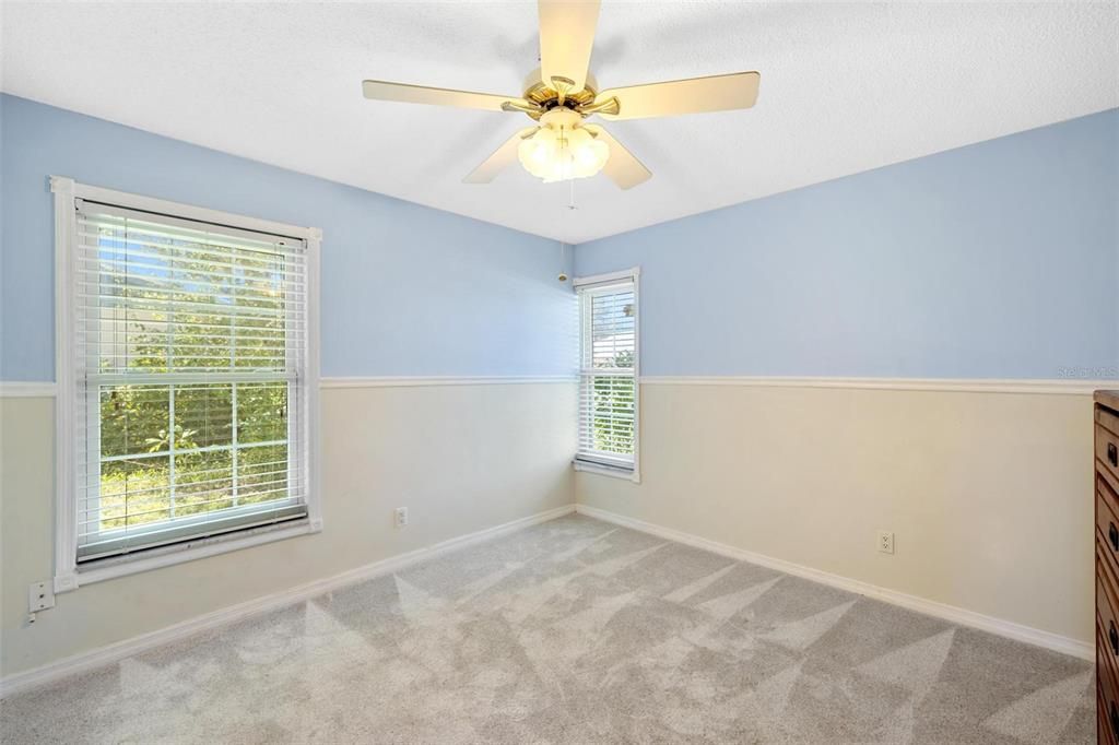 For Sale: $259,900 (3 beds, 2 baths, 1295 Square Feet)