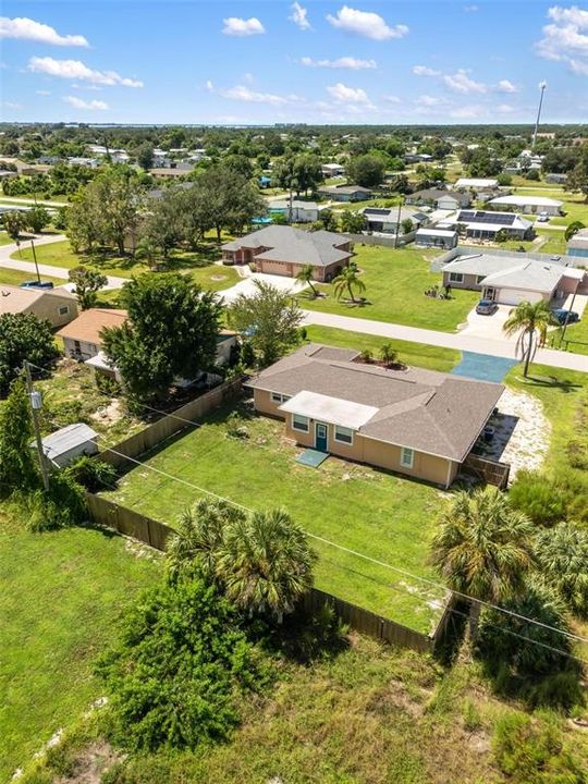 For Sale: $259,900 (3 beds, 2 baths, 1295 Square Feet)