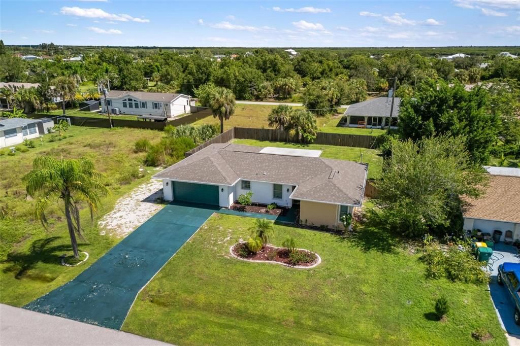 For Sale: $259,900 (3 beds, 2 baths, 1295 Square Feet)