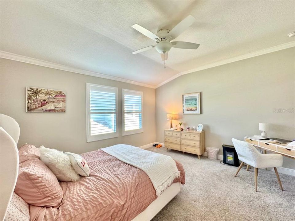 В аренду: $2,950 (3 спален, 2 ванн, 1853 Квадратных фут)