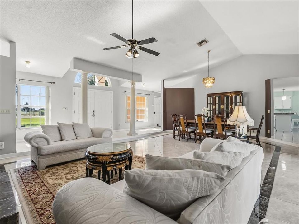 На продажу: $1,200,000 (3 спален, 2 ванн, 3009 Квадратных фут)