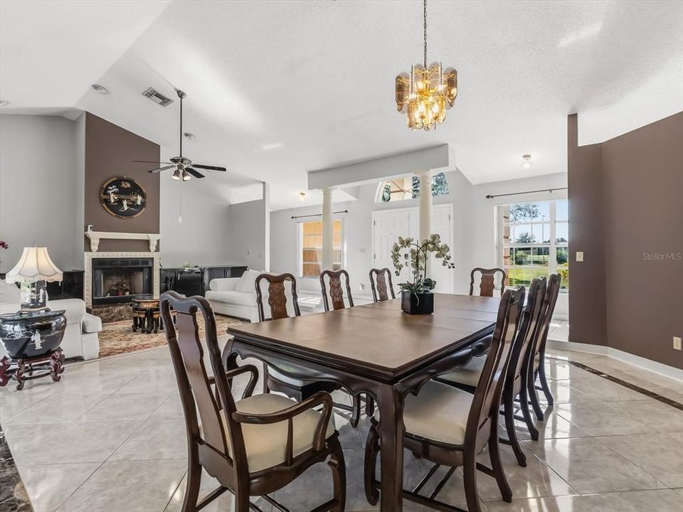 На продажу: $1,200,000 (3 спален, 2 ванн, 3009 Квадратных фут)