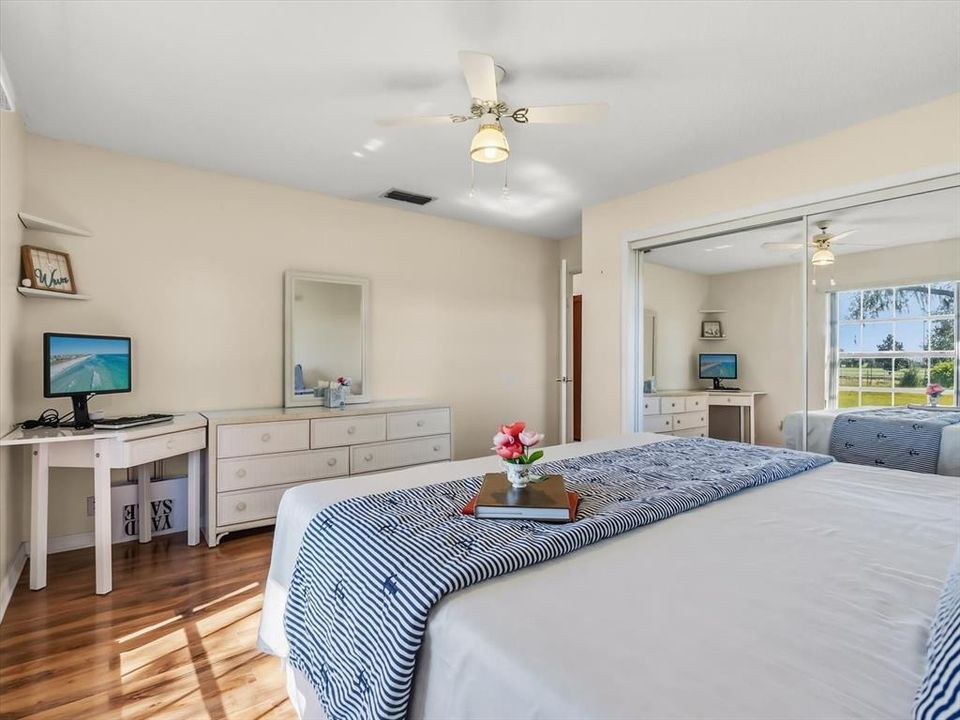 На продажу: $1,200,000 (3 спален, 2 ванн, 3009 Квадратных фут)