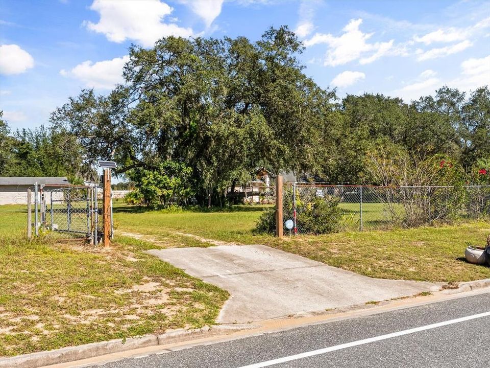 На продажу: $1,200,000 (3 спален, 2 ванн, 3009 Квадратных фут)