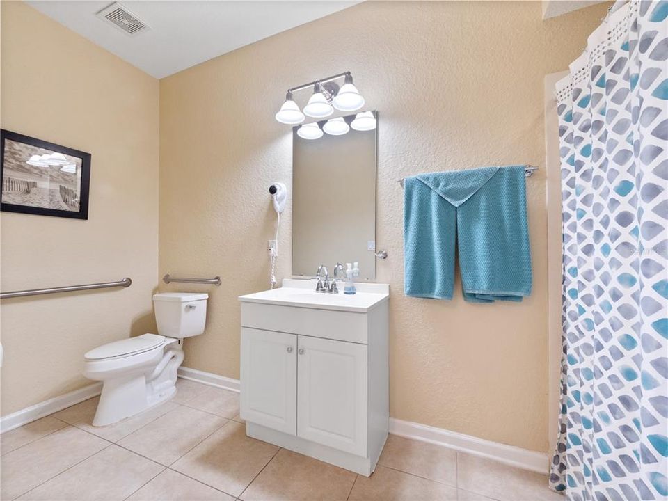 En Venta: $525,000 (3 camas, 3 baños, 1771 Pies cuadrados)