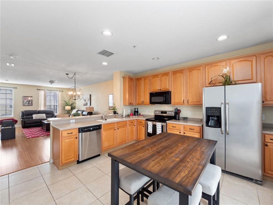 En Venta: $525,000 (3 camas, 3 baños, 1771 Pies cuadrados)