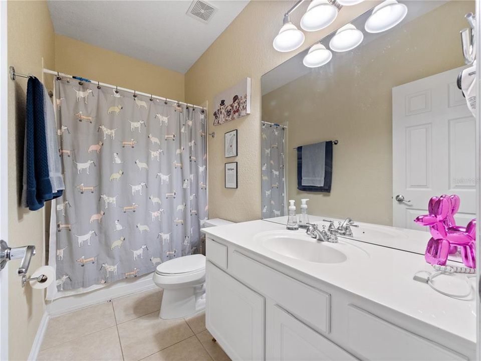 En Venta: $525,000 (3 camas, 3 baños, 1771 Pies cuadrados)