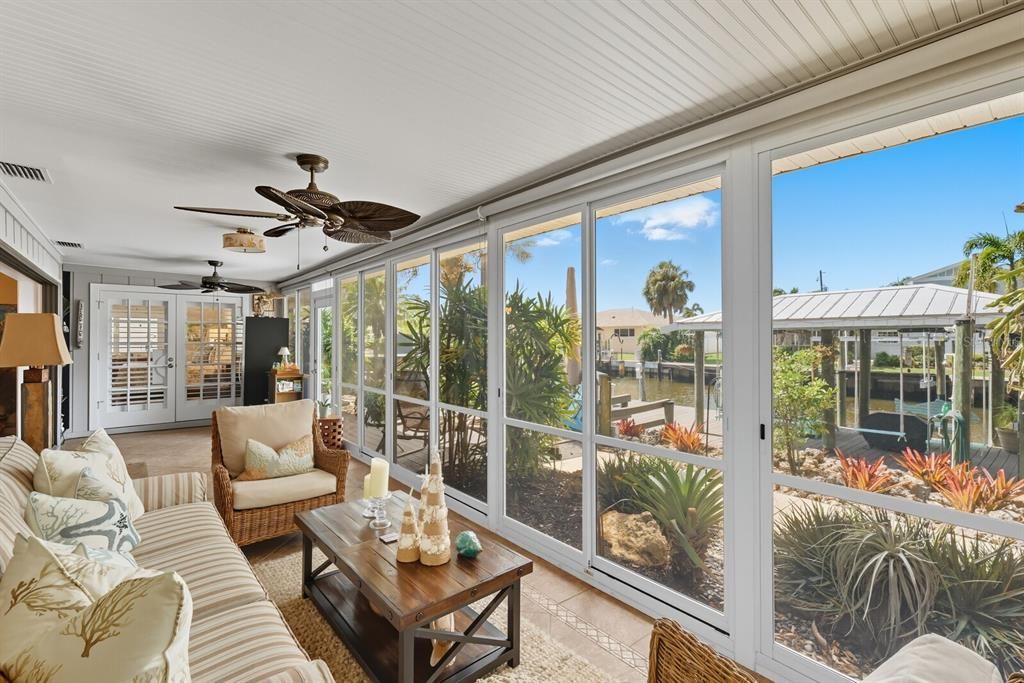 For Sale: $1,099,000 (3 beds, 2 baths, 2368 Square Feet)