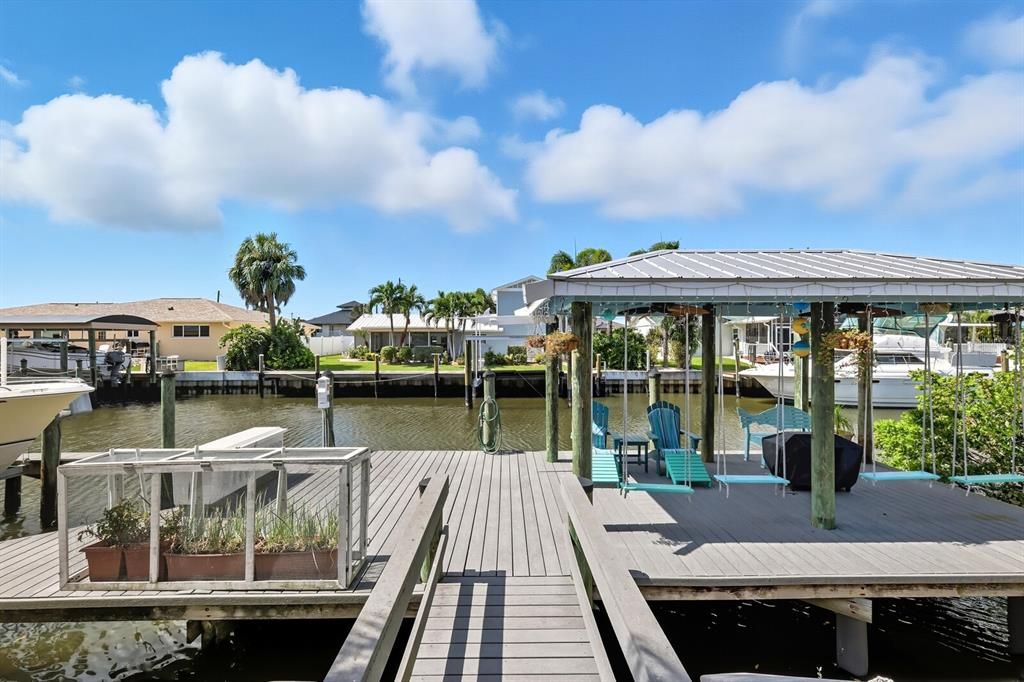 For Sale: $1,099,000 (3 beds, 2 baths, 2368 Square Feet)