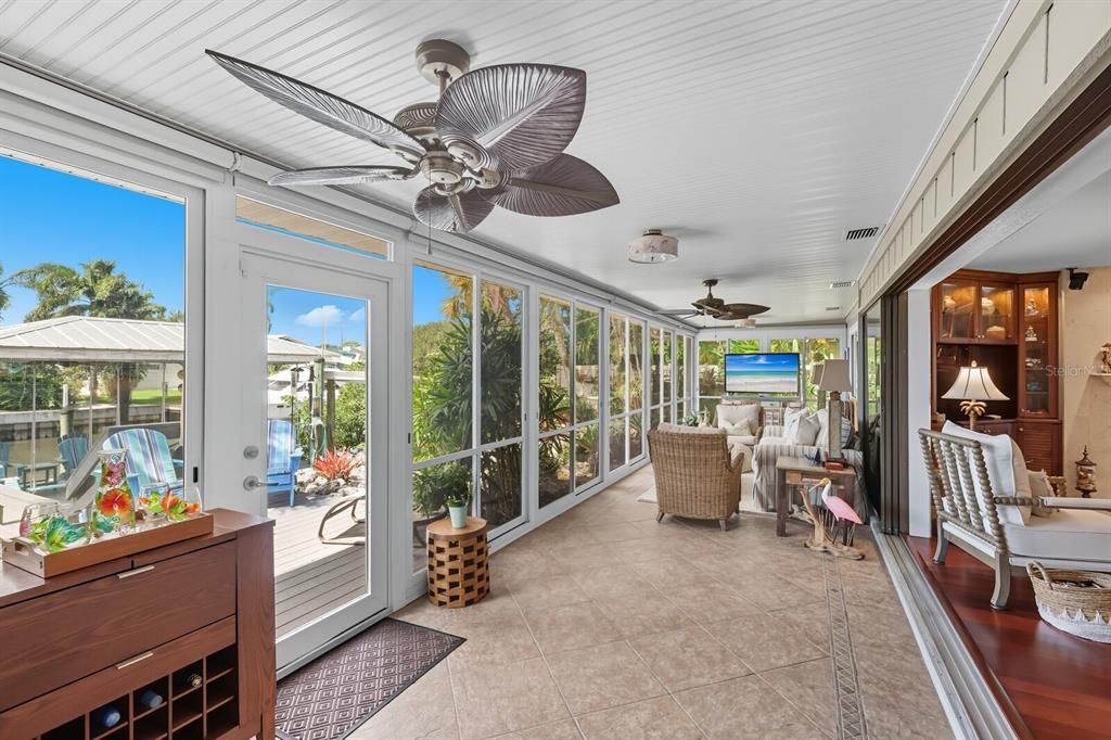 For Sale: $1,099,000 (3 beds, 2 baths, 2368 Square Feet)