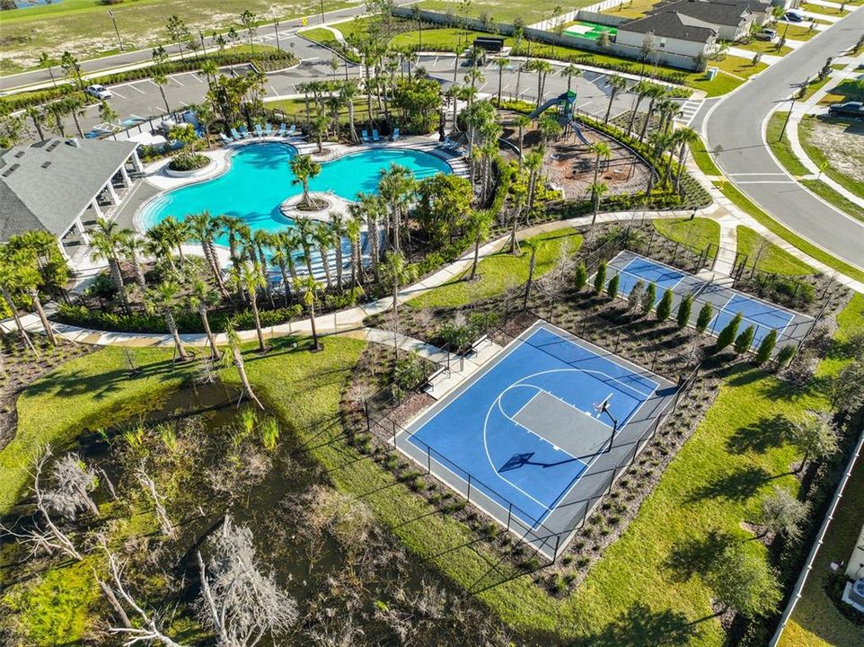 На продажу: $348,900 (4 спален, 2 ванн, 1846 Квадратных фут)