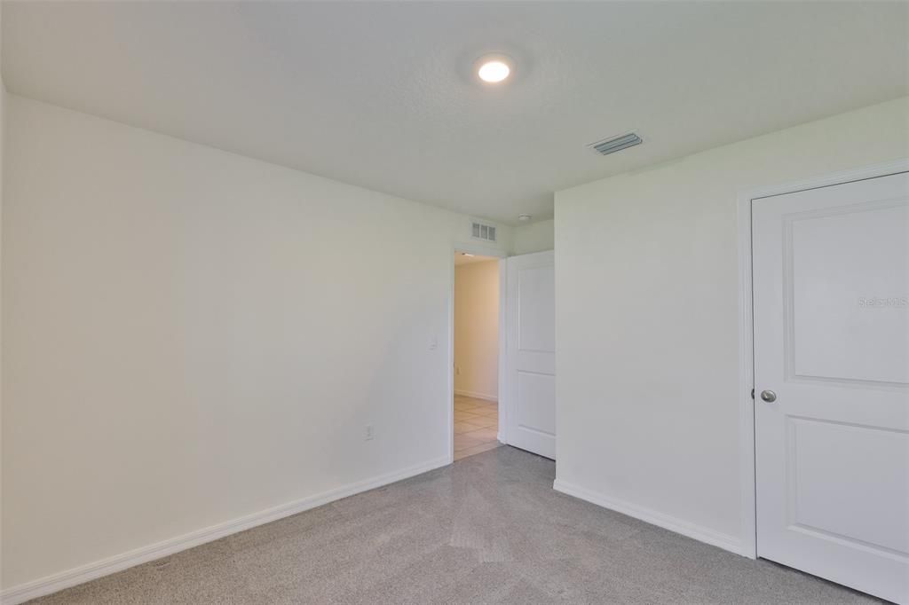 На продажу: $348,900 (4 спален, 2 ванн, 1846 Квадратных фут)