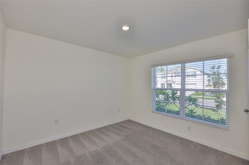 На продажу: $348,900 (4 спален, 2 ванн, 1846 Квадратных фут)