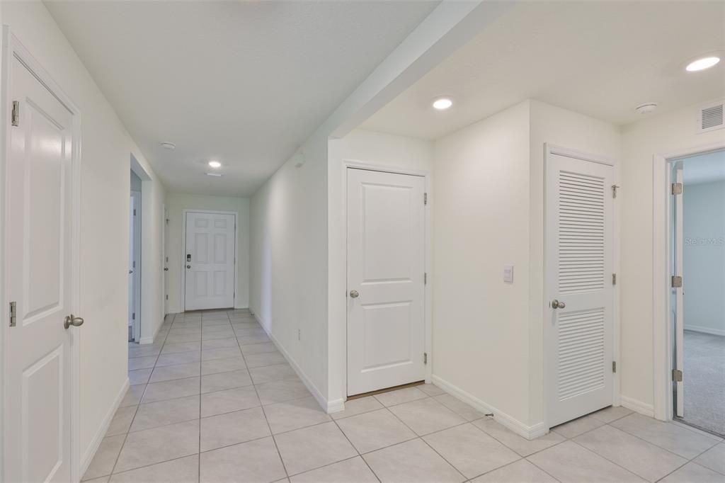 На продажу: $348,900 (4 спален, 2 ванн, 1846 Квадратных фут)