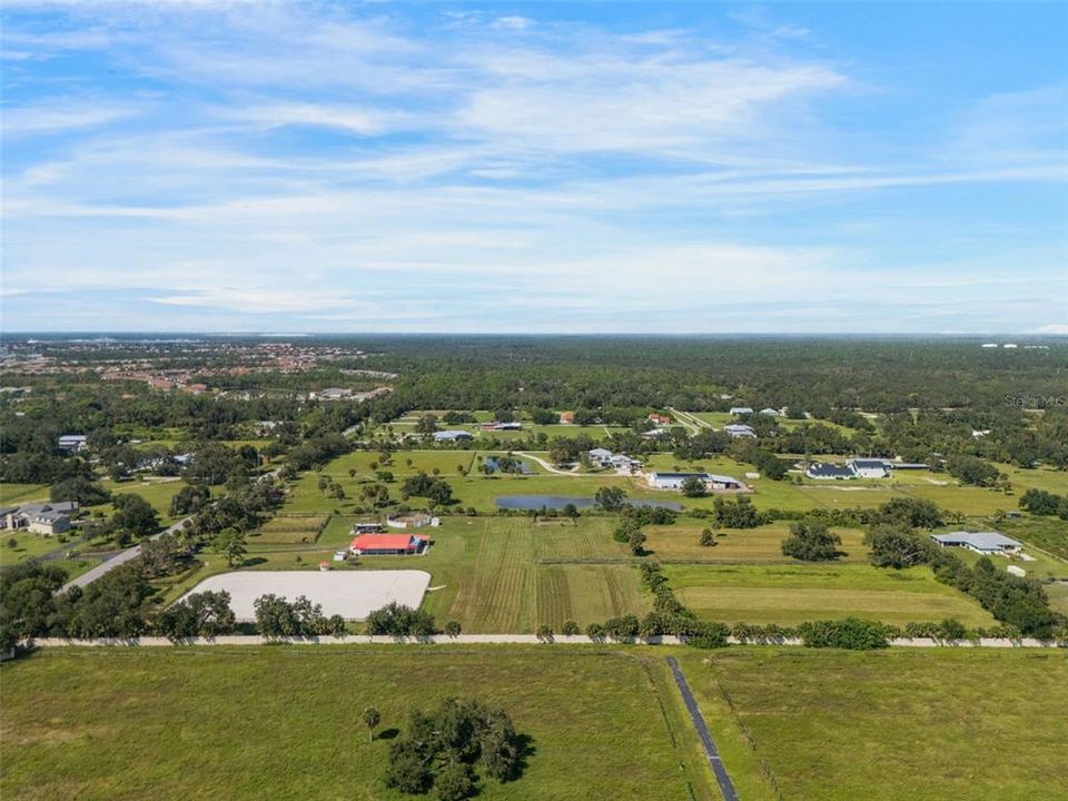 待售: $1,500,000 (10.00 acres)