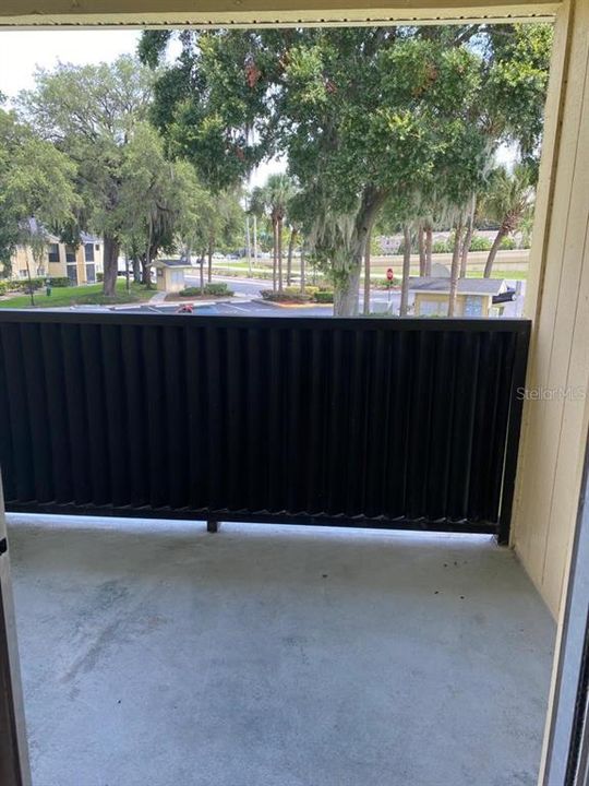 Active With Contract: $1,050 (1 beds, 1 baths, 625 Square Feet)