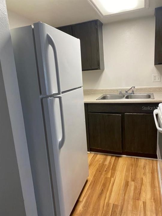 Active With Contract: $1,050 (1 beds, 1 baths, 625 Square Feet)