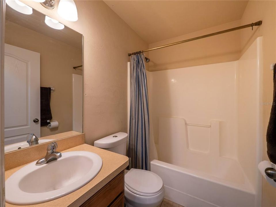 En Venta: $294,500 (3 camas, 2 baños, 1456 Pies cuadrados)