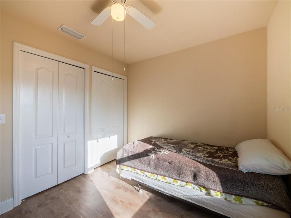 En Venta: $294,500 (3 camas, 2 baños, 1456 Pies cuadrados)