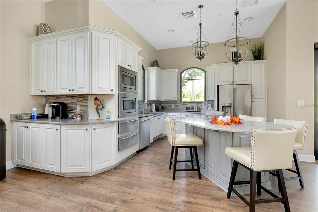 Activo con contrato: $545,000 (2 camas, 2 baños, 1678 Pies cuadrados)