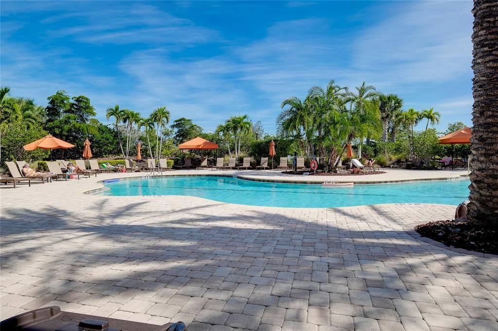 Activo con contrato: $545,000 (2 camas, 2 baños, 1678 Pies cuadrados)