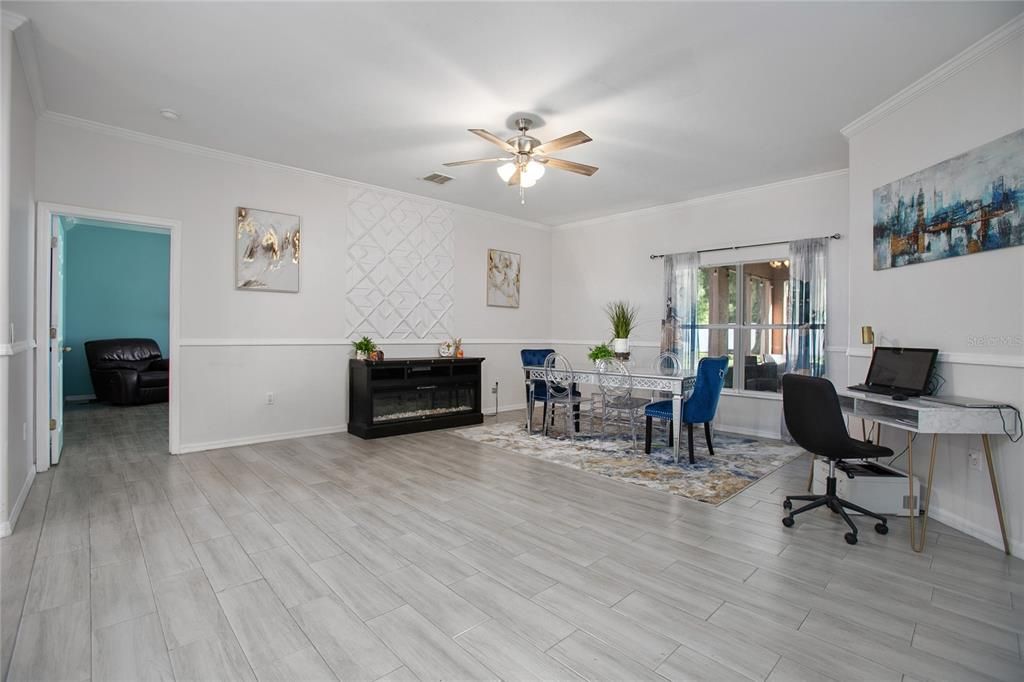 На продажу: $459,900 (4 спален, 2 ванн, 2618 Квадратных фут)