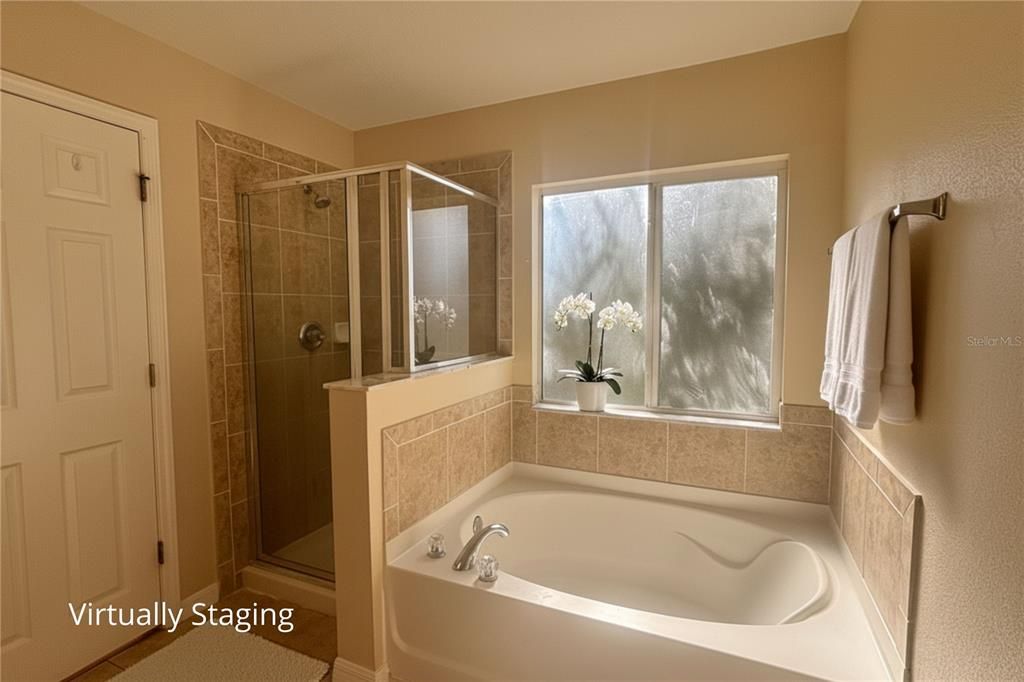 Active With Contract: $1,899 (3 beds, 2 baths, 1734 Square Feet)